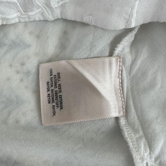 Beautiful blouse from Anthropologie with laser cut detail XXS - Picture 5 of 7